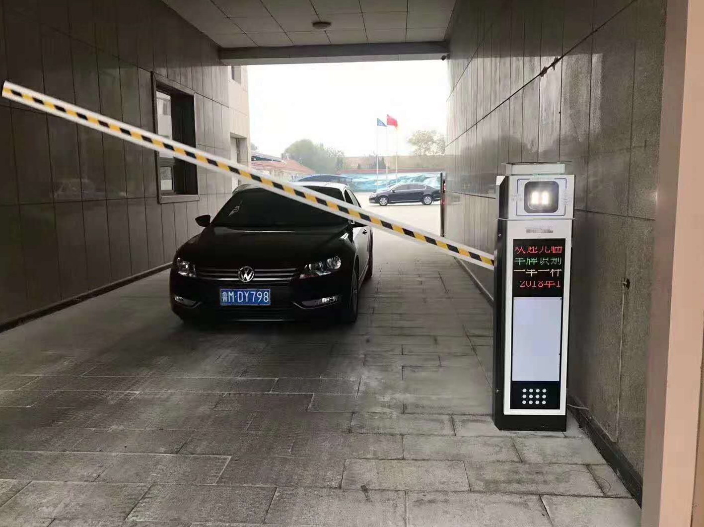 車牌識別系統，智能車牌識別系統