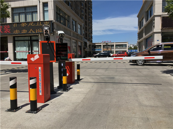 車牌識別及收費系統一體機,車牌識別系統